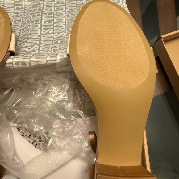 Steve Madden Tan Strappy Heels - Picture 7 of 8